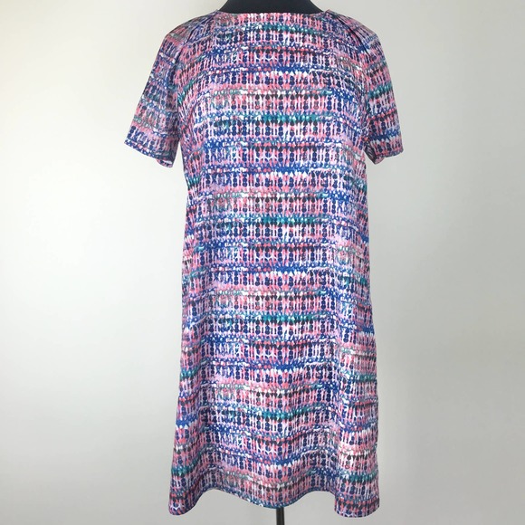 Forever 21 Short Sleeve Shift Dress Size Medium - Picture 2 of 10